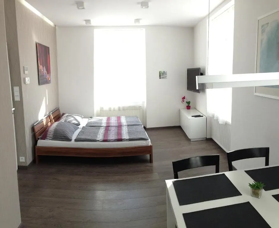 Agnes - Apartments Praga